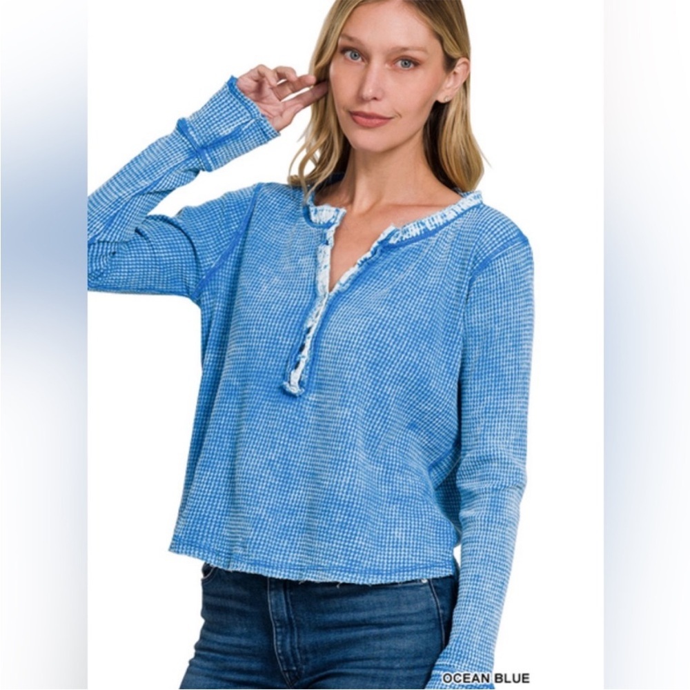 Zenana Washed Baby Waffle Henley Long Sleeve Top – Like New, Size S
